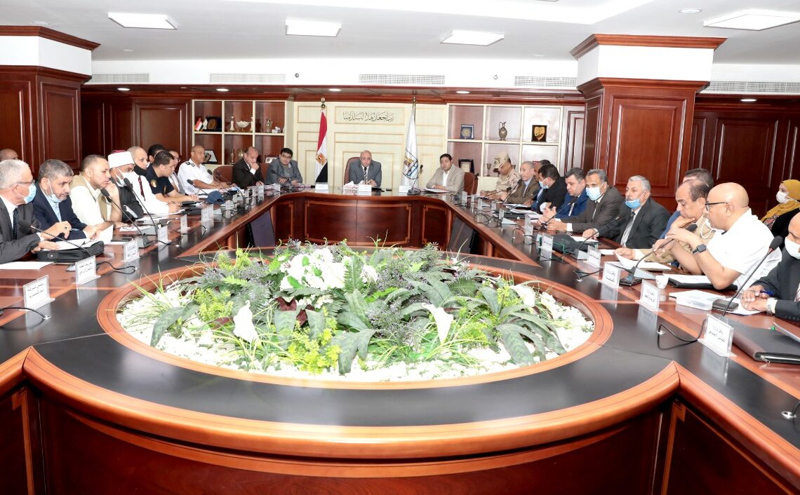 "تقديرا لدورهما فيدى مجابهة كورونا" .. إطلاق اسم ممرضتين على قاعات طبية بمستشفى الصدر وناصر ببنى سويف 18 - جريدة المساء