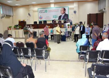 نائب محافظ الوادي الجديد تشهد تطعيم العاملين بالمصالح الحكومية بلقاح "كورونا" 20 - جريدة المساء