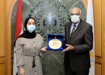 جامعة المنصورة تكرم الأولى علمى علوم على مستوى الجمهورية فى الثانوية العامة وتقدم لها منحة دراسة مجانية  19 - جريدة المساء