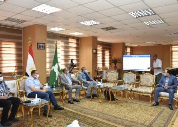 محافظ الشرقية يُشيد بمنظومة كاميرات المراقبة لإحكام السيطرة على الشوارع والميادين العامة 27 - جريدة المساء