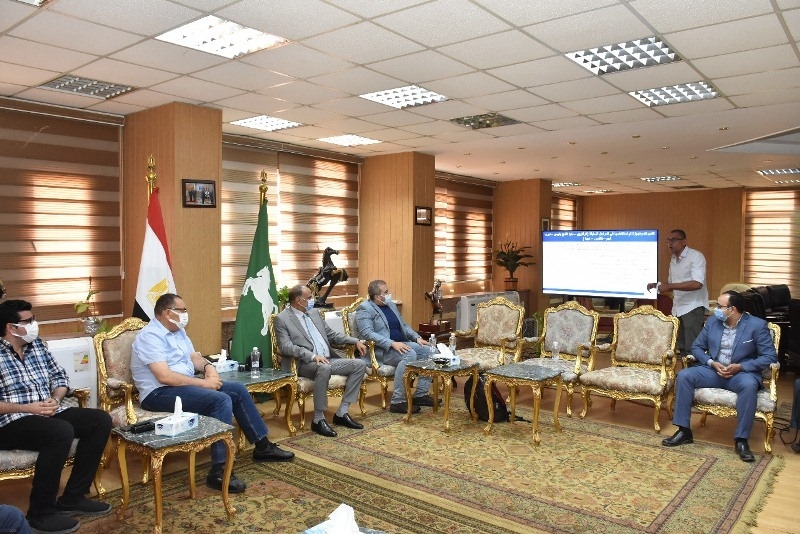 محافظ الشرقية يُشيد بمنظومة كاميرات المراقبة لإحكام السيطرة على الشوارع والميادين العامة 19 - جريدة المساء