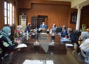  لجنة لتطعيم الطلاب والعاملين بجامعة بنى سويف بلقاح "كورونا"  30 - جريدة المساء