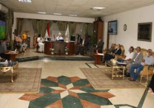 "فودة" يناقش الموقف التنفيذى لمشروعات الخطة الاستثمارية بجنوب سيناء 25 - جريدة المساء