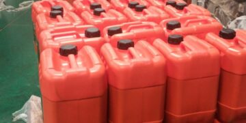  ضبط مصنع زيوت بدون ترخيص فى الإسكندرية 1 - جريدة المساء