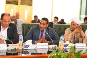 وزير الزراعة فى مؤتمر بقنا: الري بالتنقيط يساهم في ترشيد المياه وزيادة الإنتاجية وخفض تكاليف التقاوى والأسمدة 34 - جريدة المساء