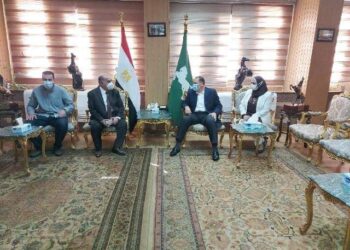 بروتوكول تعاون بين محافظة الشرقية والبنك الزراعى لتمويل مشروع إحلال سيارات النصف نقل "الكبوت" 32 - جريدة المساء