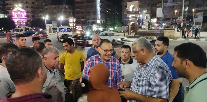 "في جولة مفاجئة ليلًا وسيرًا على الأقدام" .. "غراب" يتابع أعمال النظافة بشوارع الشرقية 20 - جريدة المساء "في جولة مفاجئة ليلًا وسيرًا على الأقدام" .. "غراب" يتابع أعمال النظافة بشوارع الشرقية 19 - جريدة المساء