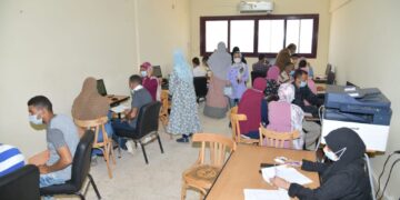 بعد غياب كلى بالأمس.. تزايد أعداد طلاب التنسيق الالكترونى بجامعة الوادى الجديد 2 - جريدة المساء بعد غياب كلى بالأمس.. تزايد أعداد طلاب التنسيق الالكترونى بجامعة الوادى الجديد 1 - جريدة المساء