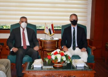 بالصور.. محافظ سوهاج يستقبل سفير الولايات المتحدة الأمريكية 25 - جريدة المساء