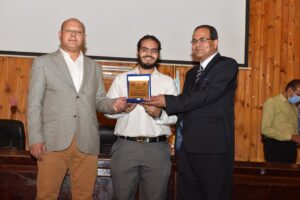 "طلاب من أجل مصر" تنظم لقاءً تعريفيًا لطلابها الجدد .. وتكرم المؤسسين القدامي بجامعة سوهاج 21 - جريدة المساء