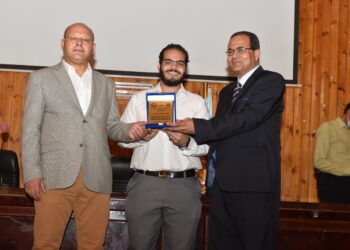 "طلاب من أجل مصر" تنظم لقاءً تعريفيًا لطلابها الجدد .. وتكرم المؤسسين القدامي بجامعة سوهاج 31 - جريدة المساء