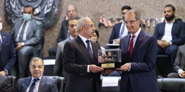 وزير الاتصالات يشهد ختام فعاليات المسابقة الرسمية للبرمجيات لطلاب الجامعات المصرية 2 - جريدة المساء وزير الاتصالات يشهد ختام فعاليات المسابقة الرسمية للبرمجيات لطلاب الجامعات المصرية 1 - جريدة المساء