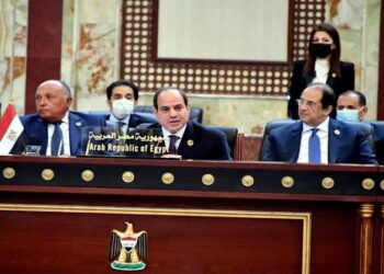 السيسي في مؤتمر بغداد للتعاون  والشراكة : ندعم استقرار العراق لاستعادة مكانته التاريخية ودوره العربي والإقليمي 29 - جريدة المساء