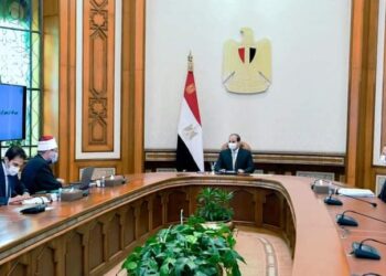 السيسي خلال اجتماعه مع وزير الأوقاف واللواء محمد أمين : دعم الأحوال المالية للأئمة وتدريبهم ثقافيا وعلميا  33 - جريدة المساء