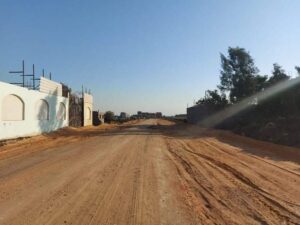 محافظ_الشرقية يتفقد أعمال تغطية ورصف الطرق المؤدية لسوق الثلاثاء الجديد 21 - جريدة المساء