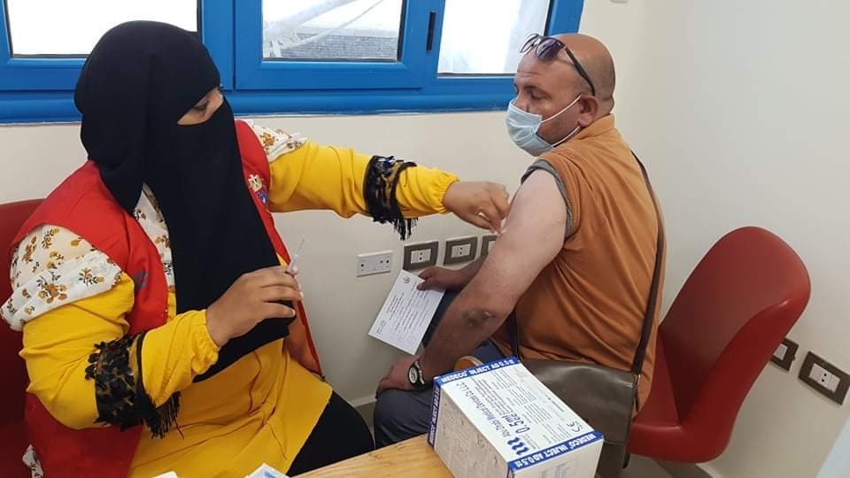 محافظ المنيا : استمرار تواجد الفريق الطبي لتطعيم العاملين بالديوان العام 17 - جريدة المساء