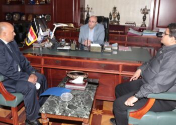  محافظ بني سويف يناقش مع وكيل وزارة  التربية التعليم الجديد عدداً من الموضوعات والملفات الهامة بالقطاع 23 - جريدة المساء