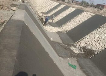 الانتهاء من تبطين 10 كم بالترع المطروحة بحياة كريمة بالقليوبية 20 - جريدة المساء