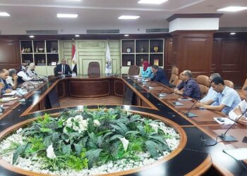 سكرتيرلعام  بني سويف يترأس اجتماع لجنة التنمية المستدامة للنهوض بالقرى 32 - جريدة المساء