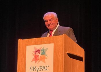 بالصور.. كيف أخرج زاهى حواس الأمريكان من بيوتهم رغم انتشار كورونا 23 - جريدة المساء