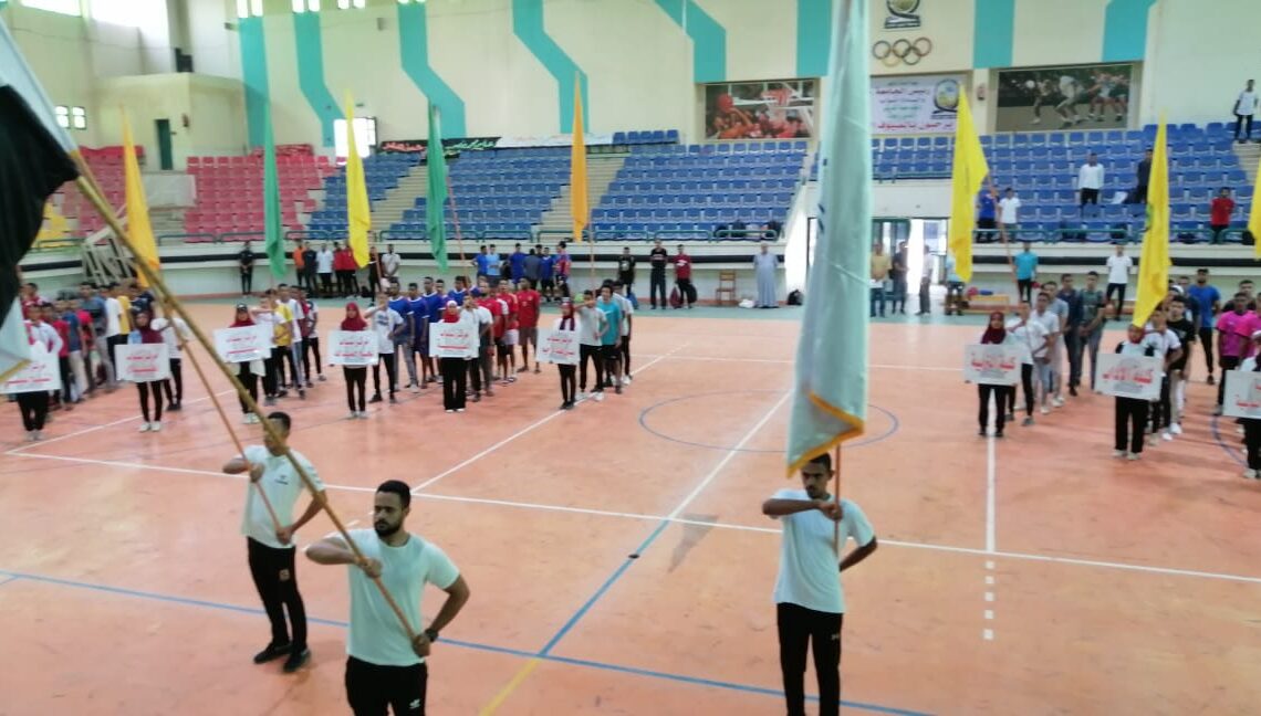 بالصور .. افتتاح بطولة جامعة جنوب الوادى لخماسيات كرة القدم 19 - جريدة المساء بالصور .. افتتاح بطولة جامعة جنوب الوادى لخماسيات كرة القدم 18 - جريدة المساء