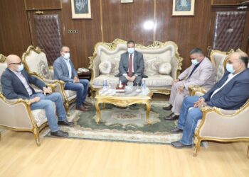 محافظ المنوفية يستقبل رئيس هيئة الكتاب 32 - جريدة المساء