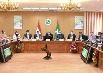 محافظ الشرقية يتوعد رؤساء المدن: اتركوا المكاتب وانزلوا الشوارع لإعادة الإنضباط .. وإلا 24 - جريدة المساء