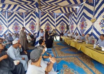 محافظ بورسعيد يتصدي لاستغلال الجمعيات.. للمزارعين 26 - جريدة المساء