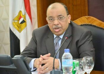 التنمية المحلية : تسليم معدات محطتين وسيطتين لجمع القمامة فى الشرقية بتكلفة 36 مليون جنيه 33 - جريدة المساء