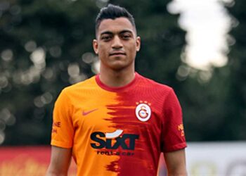 مصطفى محمد يقود هجوم جالاتا سراى فى بادية الدورى الترك 31 - جريدة المساء