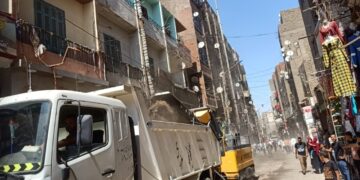 حملات مكبرة لإعادة الانضباط بمنطقة "القيسارية" بأسيوط 2 - جريدة المساء حملات مكبرة لإعادة الانضباط بمنطقة "القيسارية" بأسيوط 1 - جريدة المساء