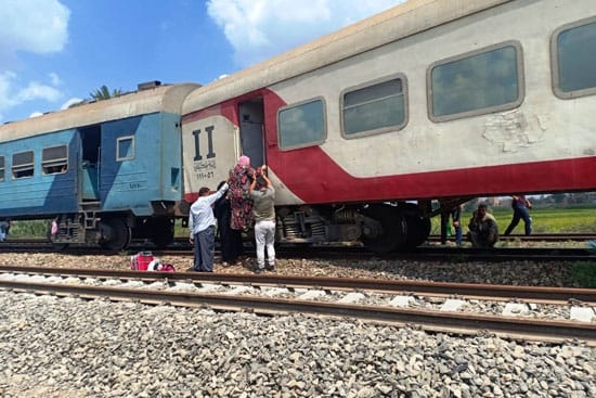 النيابه العامه بدأت التحقيق في حادث خروج قطار الاسماعيليه الزقازيق عن القضبان 19 - جريدة المساء