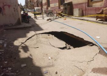 بالصور .. هبوط أرضي جديد بمنطقة "الجامع الكبير" بحي غرب أسيوط 29 - جريدة المساء