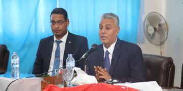 رئيس جامعة جنوب الوادى يلتقى هيئة التدريس بكلية الآداب 2 - جريدة المساء رئيس جامعة جنوب الوادى يلتقى هيئة التدريس بكلية الآداب 1 - جريدة المساء