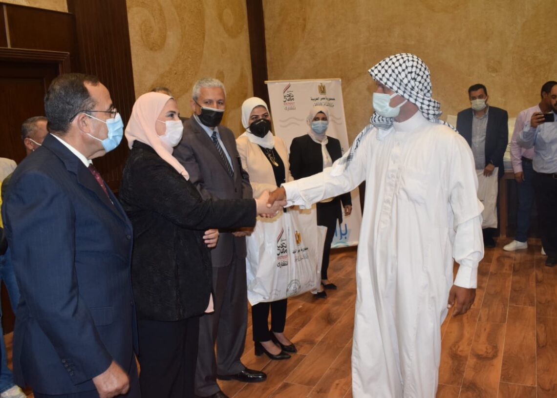 زيادة تعويضات أسر الشهداء إلي 200 ألف جنيه.. وتخصيص 30 مليون جنيه لمشروعات التمكين الاقتصادي بشمال سيناء 18 - جريدة المساء