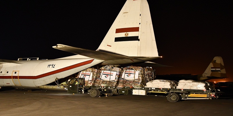 مصر ترسل ثانى رحلات جسر المساعدات الإنسانية الجوى للأشقاء السودانيين 16 - جريدة المساء