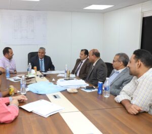 رئيس جامعة جنوب الوادي ومساعد وزير التعليم العالي يتفقدان منشآت الجامعة الأهلية 19 - جريدة المساء