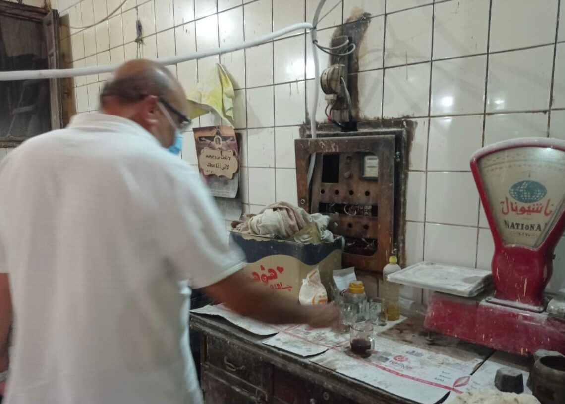 غلق مخبز تمويني لانتاج خبز غير مطابق للمواصفات بالاسكندرية 20 - جريدة المساء غلق مخبز تمويني لانتاج خبز غير مطابق للمواصفات بالاسكندرية 19 - جريدة المساء