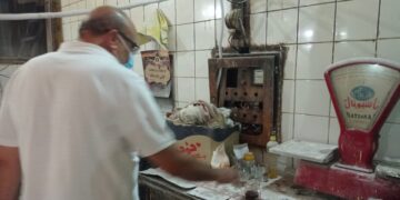 غلق مخبز تمويني لانتاج خبز غير مطابق للمواصفات بالاسكندرية 2 - جريدة المساء غلق مخبز تمويني لانتاج خبز غير مطابق للمواصفات بالاسكندرية 1 - جريدة المساء