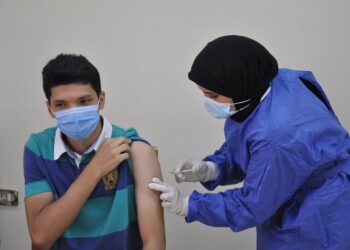 جامعة كفرالشيخ تواصل استقبال طلابها للتطعيم مجانًا ضد فيروس كورونا 17 - جريدة المساء