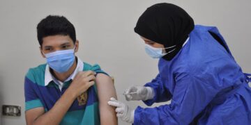 جامعة كفرالشيخ تواصل استقبال طلابها للتطعيم مجانًا ضد فيروس كورونا 1 - جريدة المساء