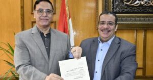 د.أحمد السقا .. عميدا لطب قناة السويس 20 - جريدة المساء