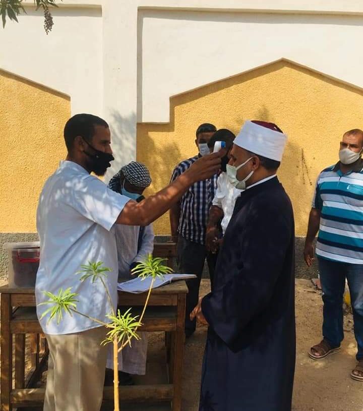 رئيس منطقة البحر الأحمر الأزهرية يتفقد لجنة الدور الثاني للشهادة الثانوية 17 - جريدة المساء