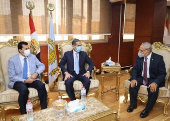 محافظ الغربية ورئيس جامعة طنطا يستقبلان وزير الشباب والرياضة 29 - جريدة المساء