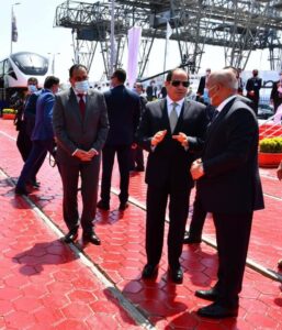 صور.. الرئيس يتفقد عربات القطارات الجديدة بميناء الأسكندرية 23 - جريدة المساء