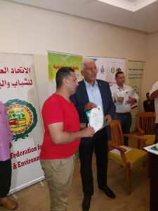 بالصور .. تكريم المشاركين فى منتدى الشباب العربى الأفريقى للبيئة الساحلية والتغيرات المناخية بالغردقة 35 - جريدة المساء
