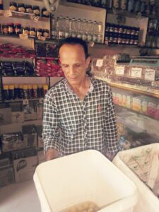 برافو تموين "البحيرة" .. ضبط كميات كبيرة من السلع المدعمة قبل تهريبها للسوق السوداء 27 - جريدة المساء