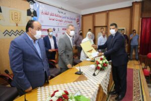 بالصور .. محافظ كفر الشيخ يكرم أوائل الثانوية العامة والدبلومات الفنية 31 - جريدة المساء