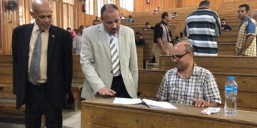 نائب رئيس جامعة الأزهر للوجه القبلي يتفقد امتحانات التصفية بالكليات الشرعية بأسيوط 2 - جريدة المساء نائب رئيس جامعة الأزهر للوجه القبلي يتفقد امتحانات التصفية بالكليات الشرعية بأسيوط 1 - جريدة المساء