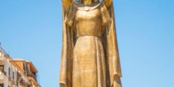 محافظ بورسعيد :أن تمثال الفلاحة المصرية يزين ساحة مصر 2 - جريدة المساء محافظ بورسعيد :أن تمثال الفلاحة المصرية يزين ساحة مصر 1 - جريدة المساء